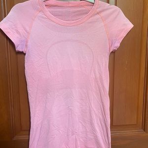 Lululemon Swiftly Tech